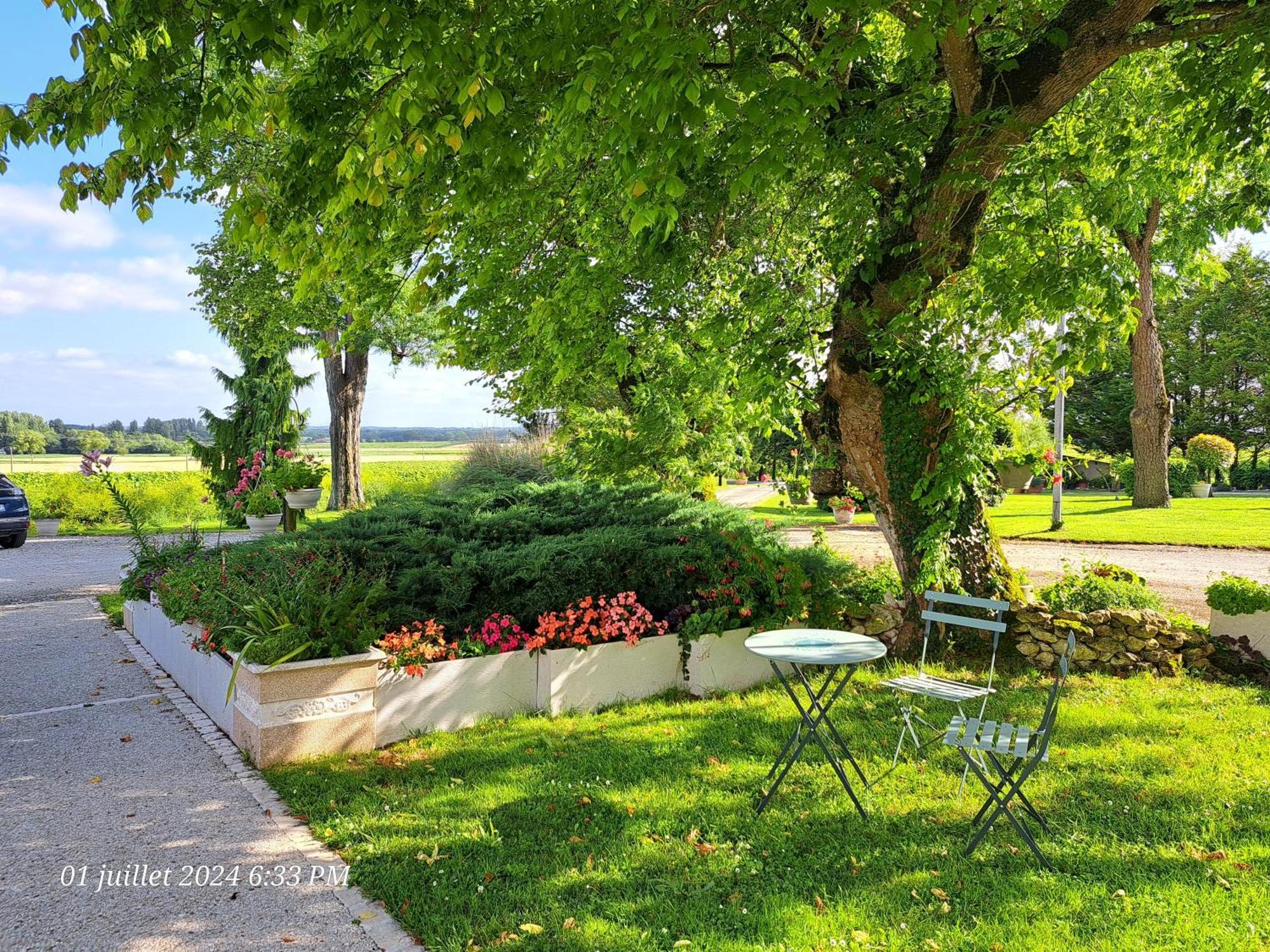 Apartment La Metairie Au Milieu Des Vignes Reaux